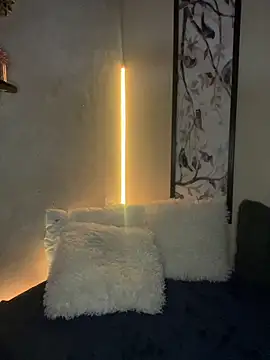 Alana Stone online show from 10, 4, 2026