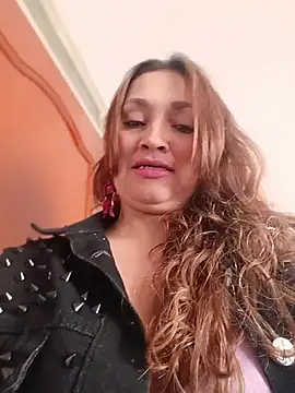 Snapshot of Alejandra_N chatting on 9, 7, 2026 Alejandra N online show from 9, 7, 2026