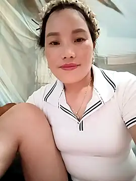 Snapshot of yu--yo chatting on 3, 5, 2026 yu--yo online show from 3, 5, 2026