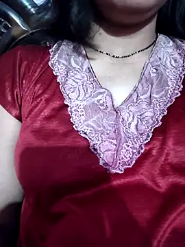 Nilam cute online show from 6, 3, 2026