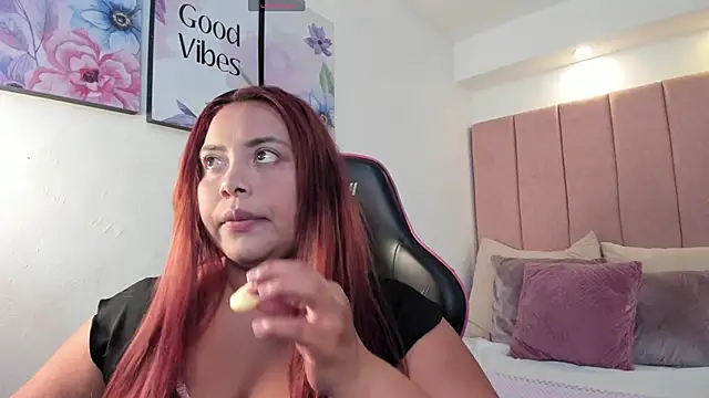 tatikanyx online show from 8, 4, 2026