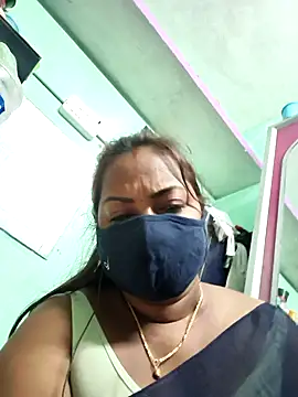 Snapshot of Tamil_Hot_Priya chatting on 17, 1, 2026 Tamil Hot Priya online show from 17, 1, 2026