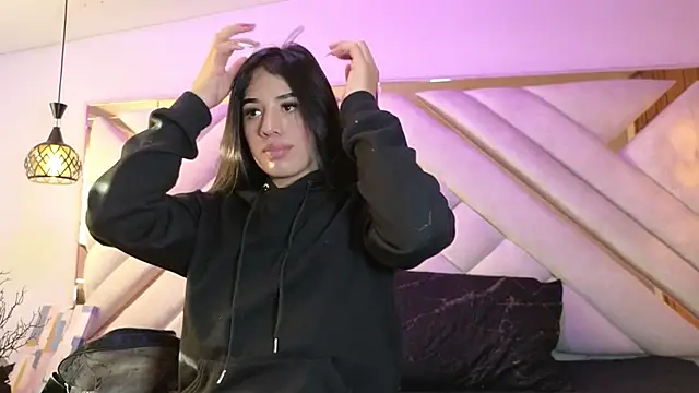 Snapshot of zoevg chatting on 27, 2, 2026 zoevg online show from 27, 2, 2026