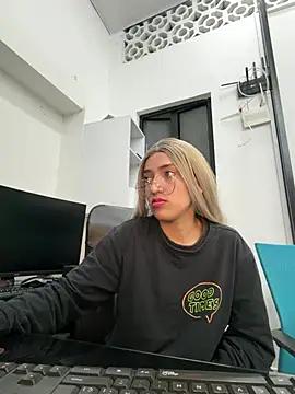 MichaelRossexxx online show from 12, 4, 2026