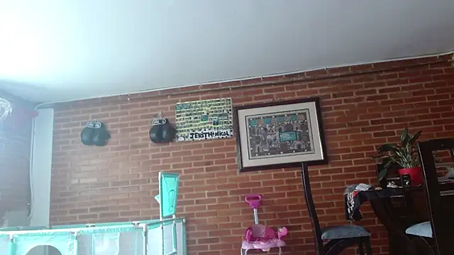 Snapshot of Lia_rouse04 chatting on 17, 5, 2026 Lia rouse04 online show from 17, 5, 2026