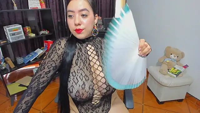 SophiiaRios  online show from 15, 2, 2026