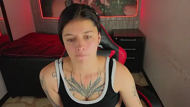 Snapshot of Harley_quinzell chatting on 17, 1, 2026 Harley quinzell online show from 17, 1, 2026