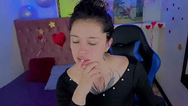 Snapshot of Harley_quinzell chatting on 23, 2, 2026 Harley quinzell online show from 23, 2, 2026