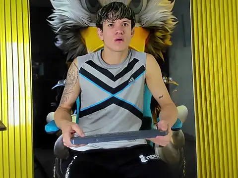 Sti Sex Boy online show from 17, 1, 2026