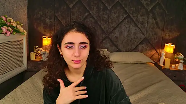 Susan Fors online show from 13, 4, 2026