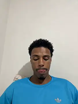 Snapshot of LorenzoBlack27 chatting on 18, 3, 2026 LorenzoBlack27 online show from 18, 3, 2026