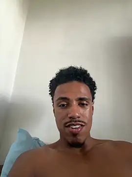 Snapshot of LorenzoBlack27 chatting on 22, 3, 2026 LorenzoBlack27 online show from 22, 3, 2026