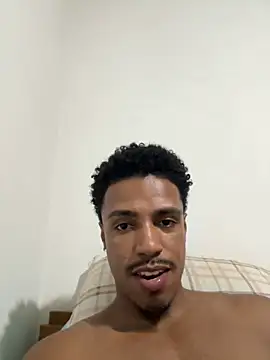 Snapshot of LorenzoBlack27 chatting on 25, 3, 2026 LorenzoBlack27 online show from 25, 3, 2026