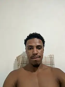 Snapshot of LorenzoBlack27 chatting on 13, 4, 2026 LorenzoBlack27 online show from 13, 4, 2026