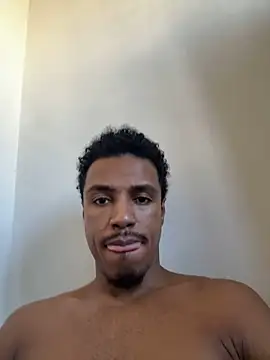 Snapshot of LorenzoBlack27 chatting on 31, 5, 2026 LorenzoBlack27 online show from 31, 5, 2026
