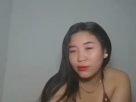 Zyeiii online show from 2, 2, 2026