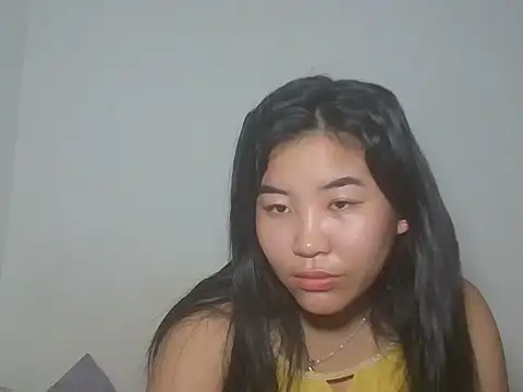 Zyeiii online show from 25, 3, 2026