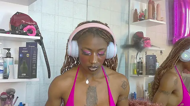 Snapshot of DaniaMarcell chatting on 20, 2, 2026 DaniaMarcell online show from 20, 2, 2026