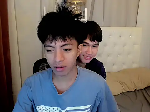 Snapshot of davincihugecock chatting on 27, 2, 2026 davincihugecock online show from 27, 2, 2026