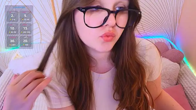 Lana Delanay online show from 6, 4, 2026