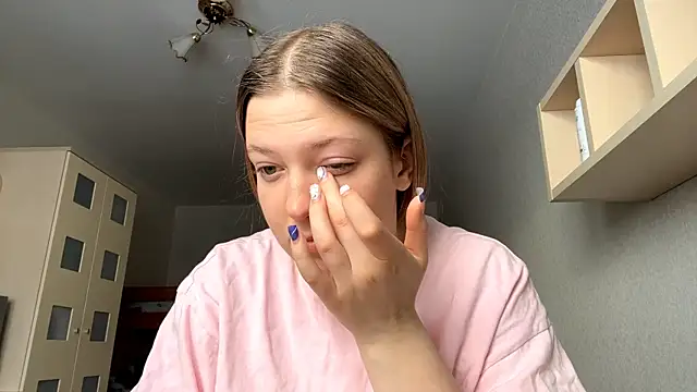 JammieMickiewicz online show from 14, 1, 2026