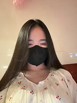 Gwen879 online show from 16, 3, 2026