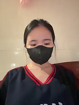 Gwen879 online show from 16, 4, 2026