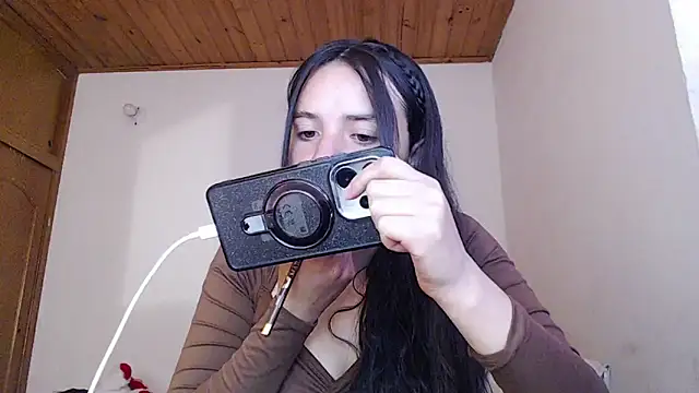 Shanel Lozano online show from 31, 5, 2026
