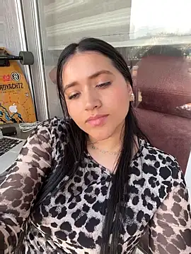 Veronica Wins  online show from 2, 3, 2026