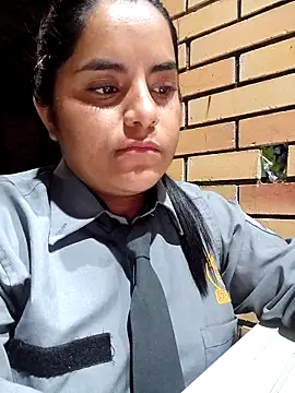 Isabel 3 online show from 15, 2, 2026