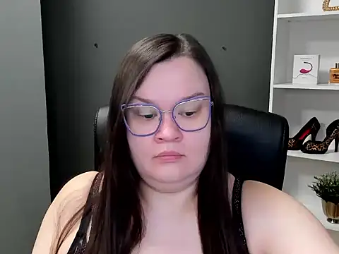 Snapshot of HollyDanceSoul chatting on 21, 2, 2026 HollyDanceSoul online show from 21, 2, 2026