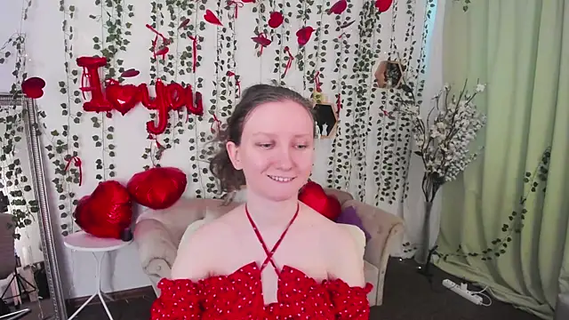 Snapshot of SunshineBlaze chatting on 12, 2, 2026 SunshineBlaze online show from 12, 2, 2026