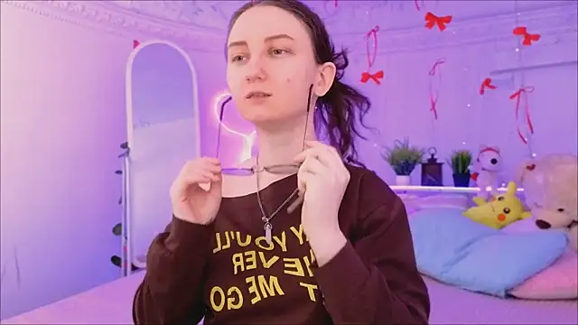 Snapshot of SunshineBlaze chatting on 18, 2, 2026 SunshineBlaze online show from 18, 2, 2026