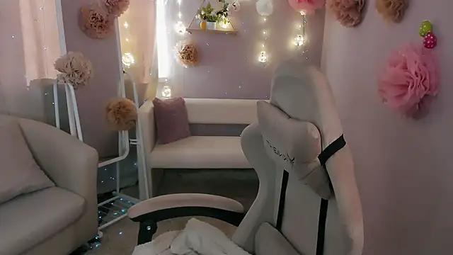 SunshineBlaze online show from 7, 4, 2026