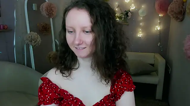 Snapshot of SunshineBlaze chatting on 15, 5, 2026 SunshineBlaze online show from 15, 5, 2026