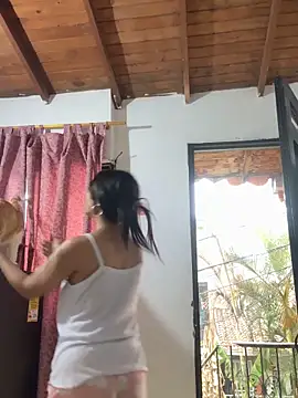 Abriil cutee online show from 22, 2, 2026