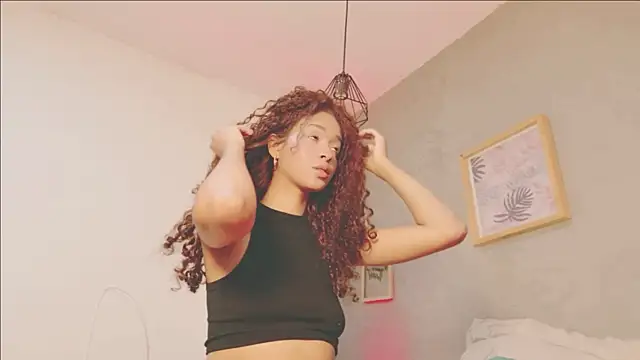 lanahill11 online show from 12, 2, 2026