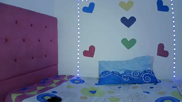 Mia Suarez7 online show from 7, 3, 2026