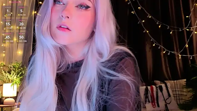 ShyniAlice online show from 26, 6, 2026