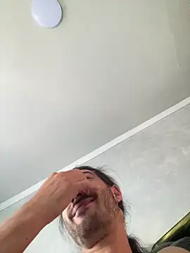 Brandy Mr-Whiskers online show from 10, 3, 2026