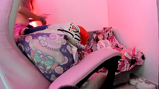 jenniferbodys online show from 10, 4, 2026