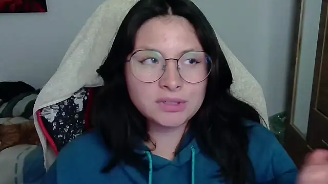yessica gomez01 online show from 19, 5, 2026