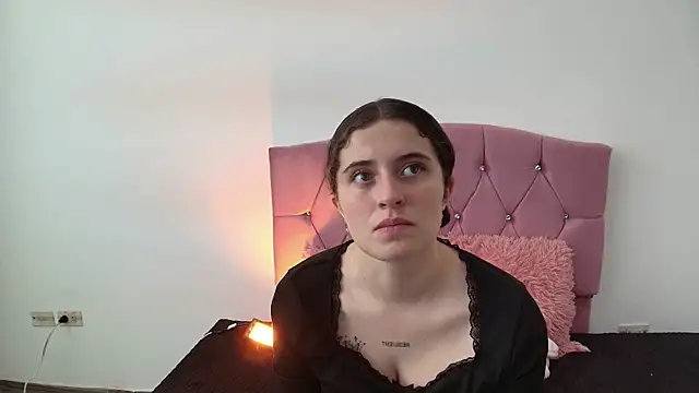 Snapshot of Cherry_Boomxx chatting on 27, 2, 2026 Cherry Boomxx online show from 27, 2, 2026