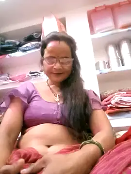 kiiuu sexe online show from 18, 2, 2026