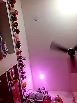 kiiuu sexe online show from 28, 3, 2026