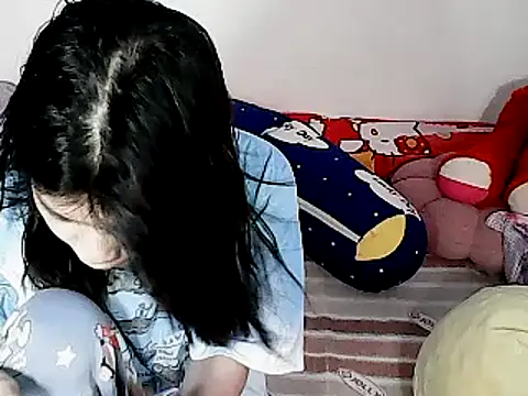 xxhotamizinggirl online show from 16, 4, 2026