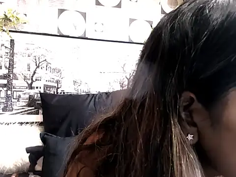 indianhoney69 online show from 11, 2, 2026