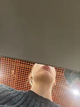 LeiaMood online show from 2, 2, 2026