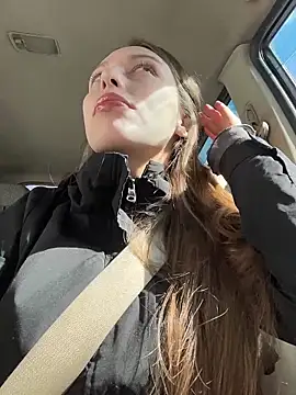 LeiaMood online show from 4, 4, 2026