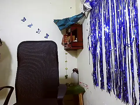 Snapshot of Shivani-Gupta chatting on 3, 2, 2026 Shivani-Gupta online show from 3, 2, 2026